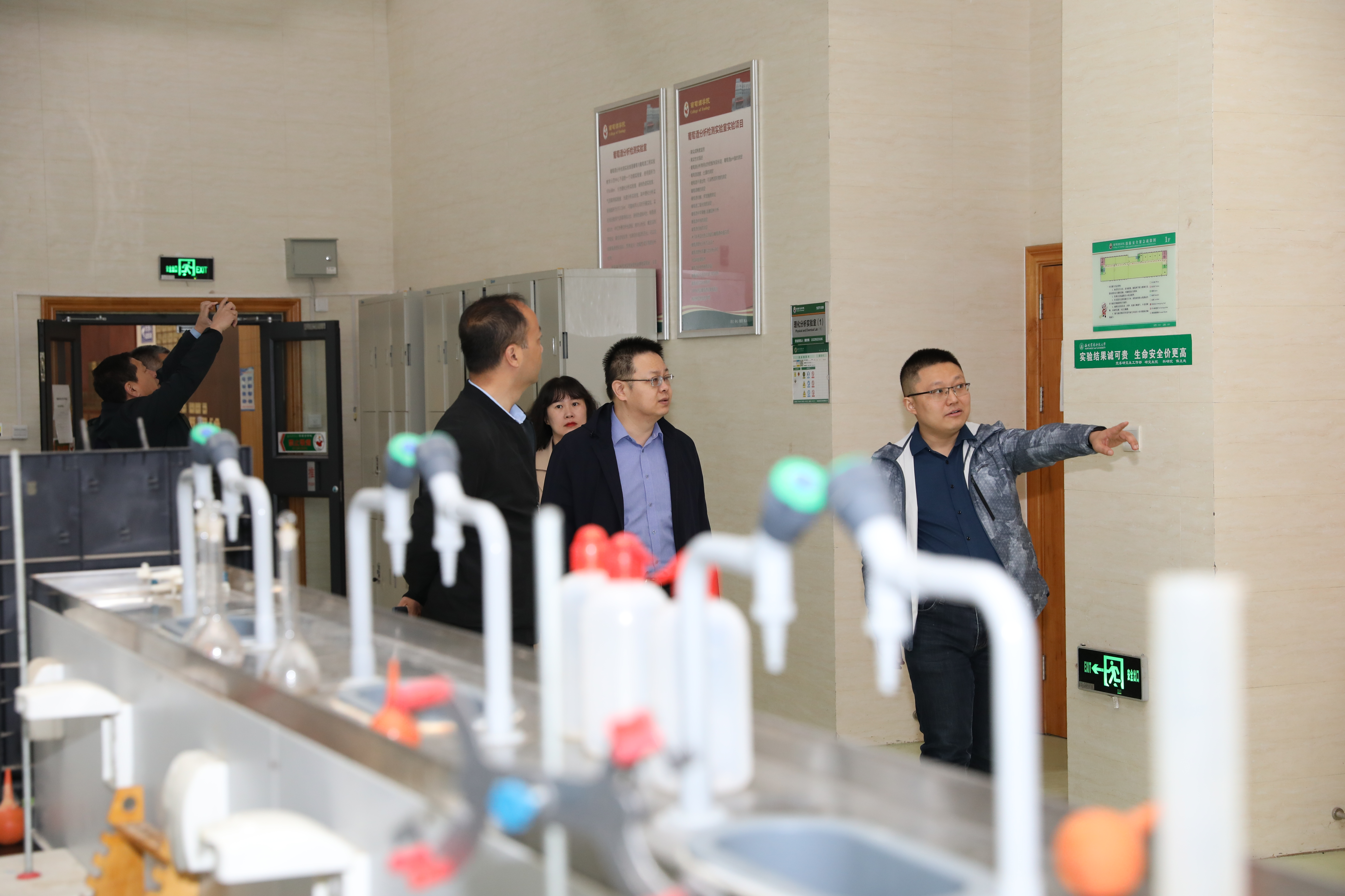 5b5fdb05dc234c5cb3a42d49a2f3233d.jpg 5b5fdb05dc234c5cb3a42d49a2f3233d.jpg