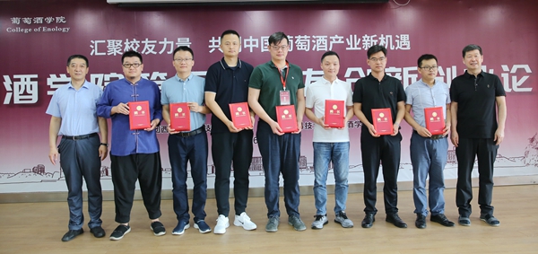 c42c64a3808048958329eee380f4dd58.jpg c42c64a3808048958329eee380f4dd58.jpg