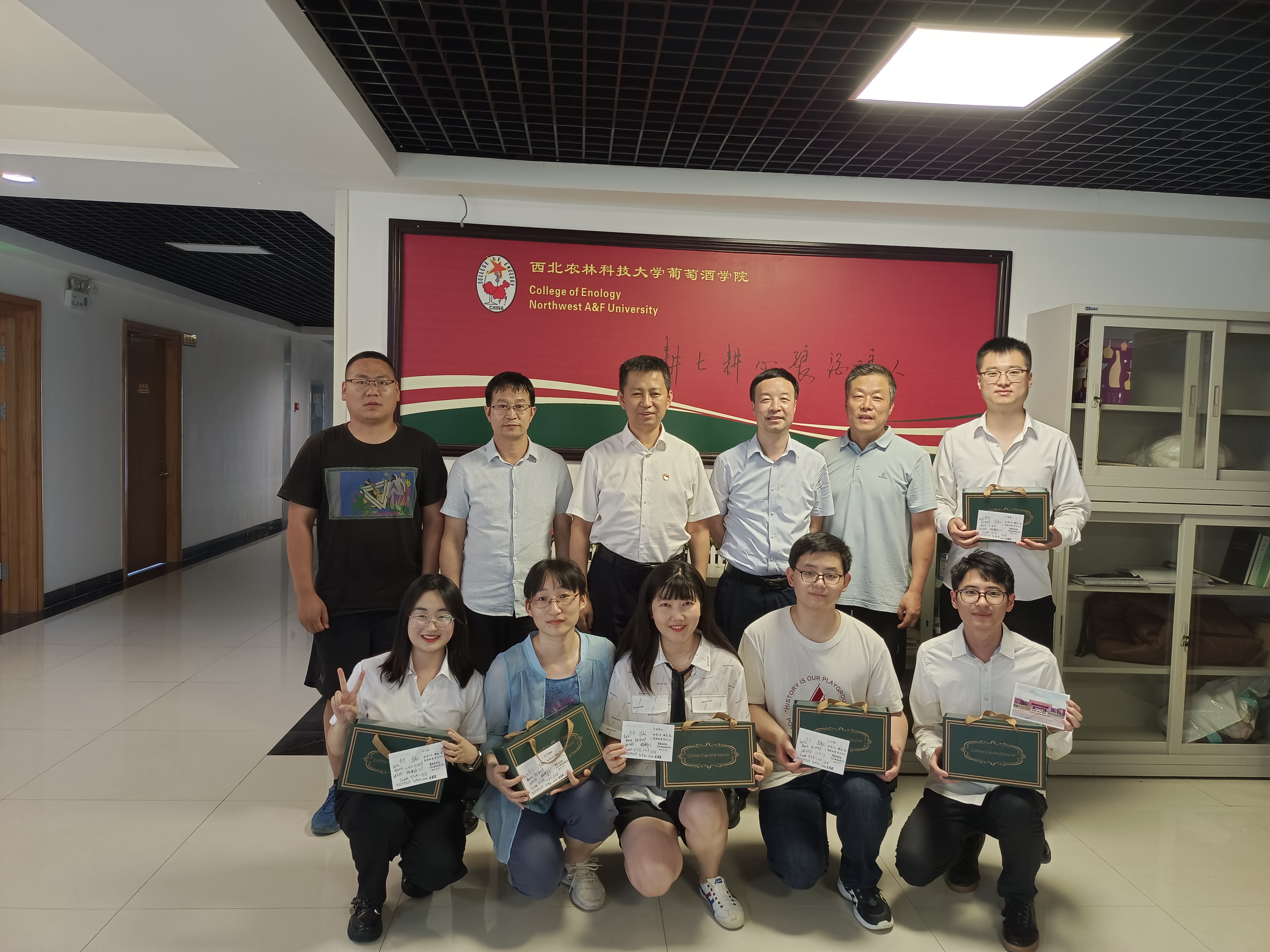 8d28d79e054c4fe58313e1a91ad650c5.jpg 8d28d79e054c4fe58313e1a91ad650c5.jpg