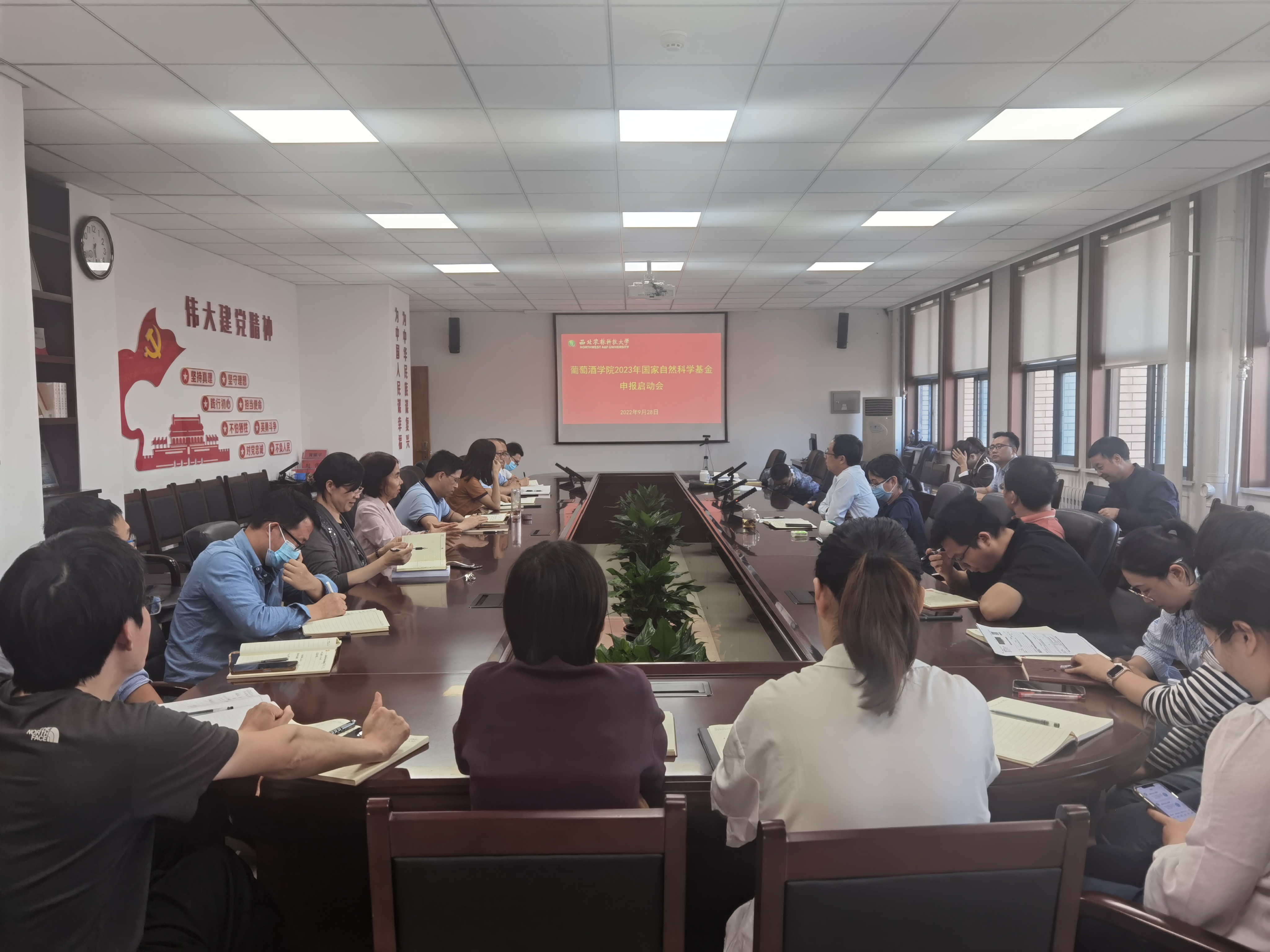 24271ab63b264d35bac8b33bc2537afd.jpg 24271ab63b264d35bac8b33bc2537afd.jpg