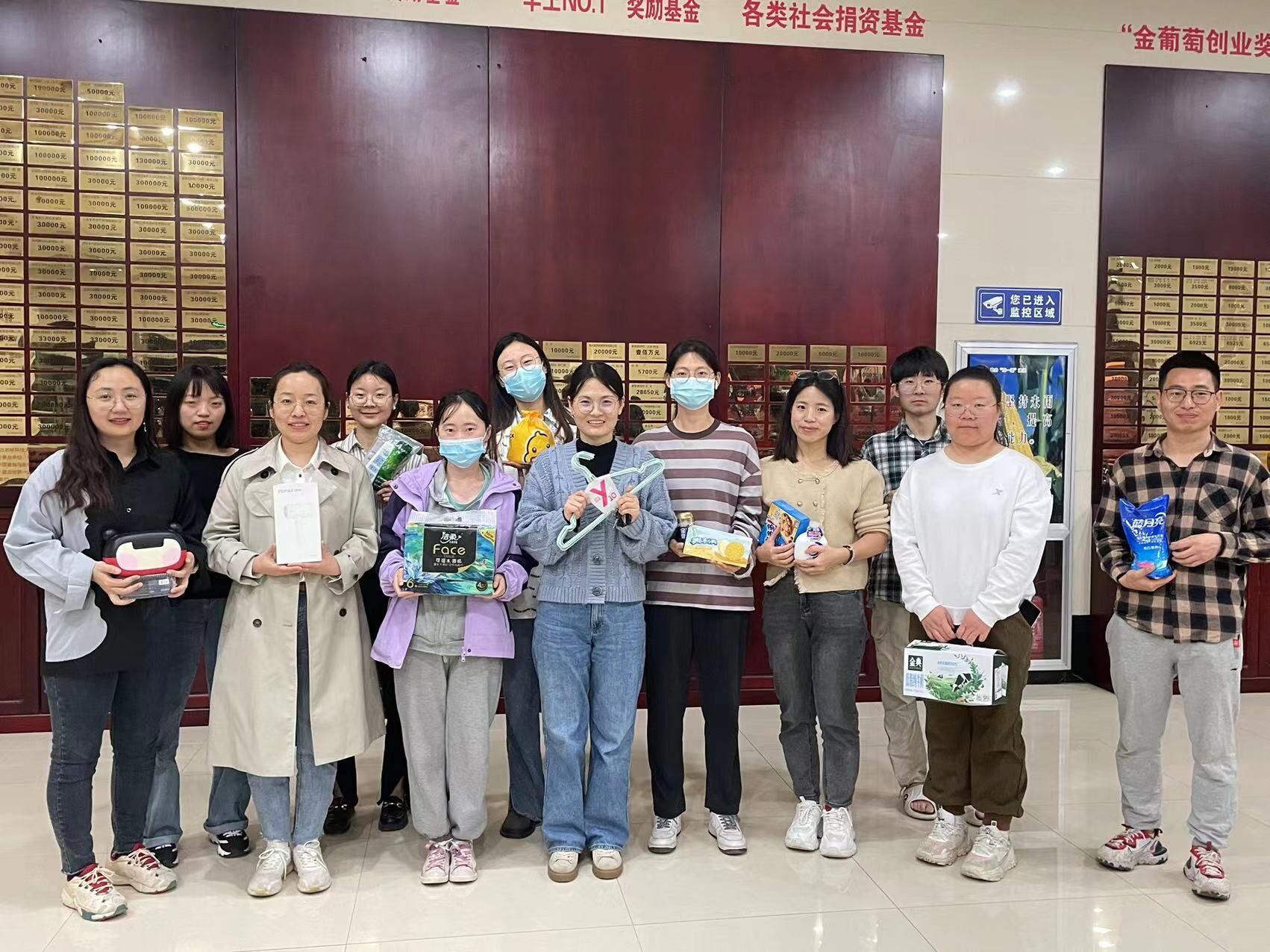 c18d3c7b5d754a71b1a12b786e08fcb7.jpg c18d3c7b5d754a71b1a12b786e08fcb7.jpg