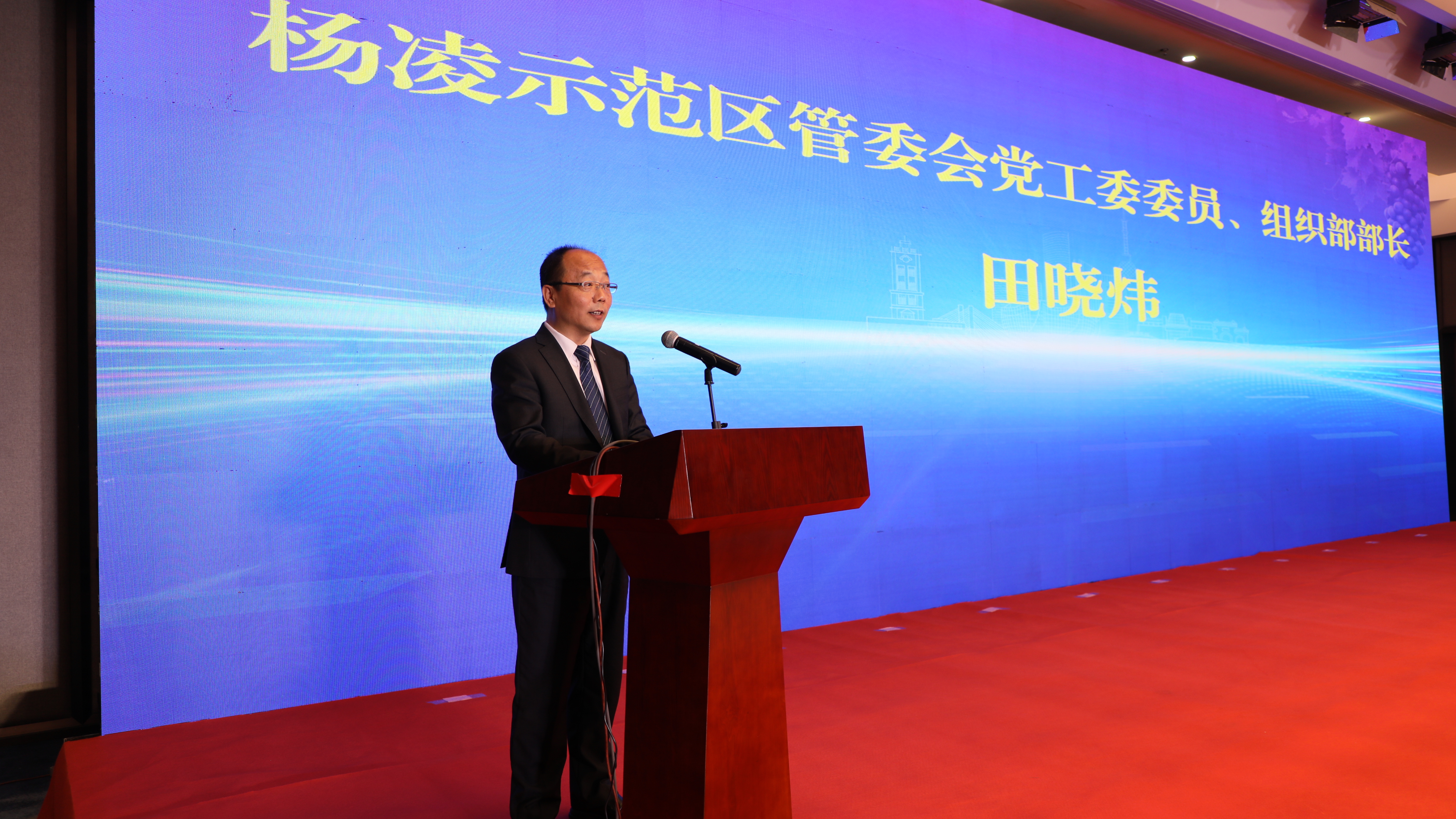 54aa9c70a952407a9e49b5b79e1f12f2.jpg 54aa9c70a952407a9e49b5b79e1f12f2.jpg