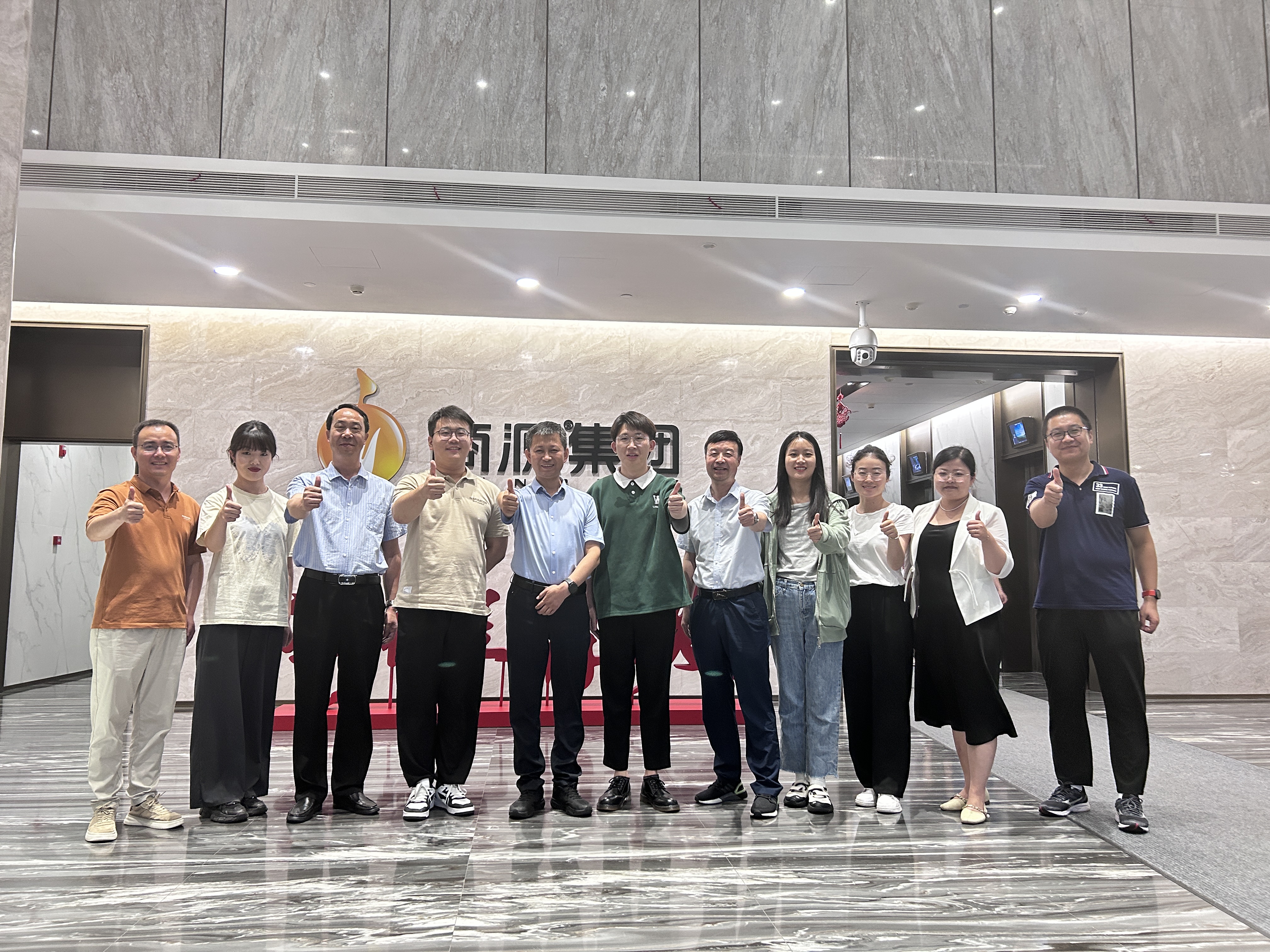 1b49415e1c384656bec525dc71d0e835.jpg 1b49415e1c384656bec525dc71d0e835.jpg